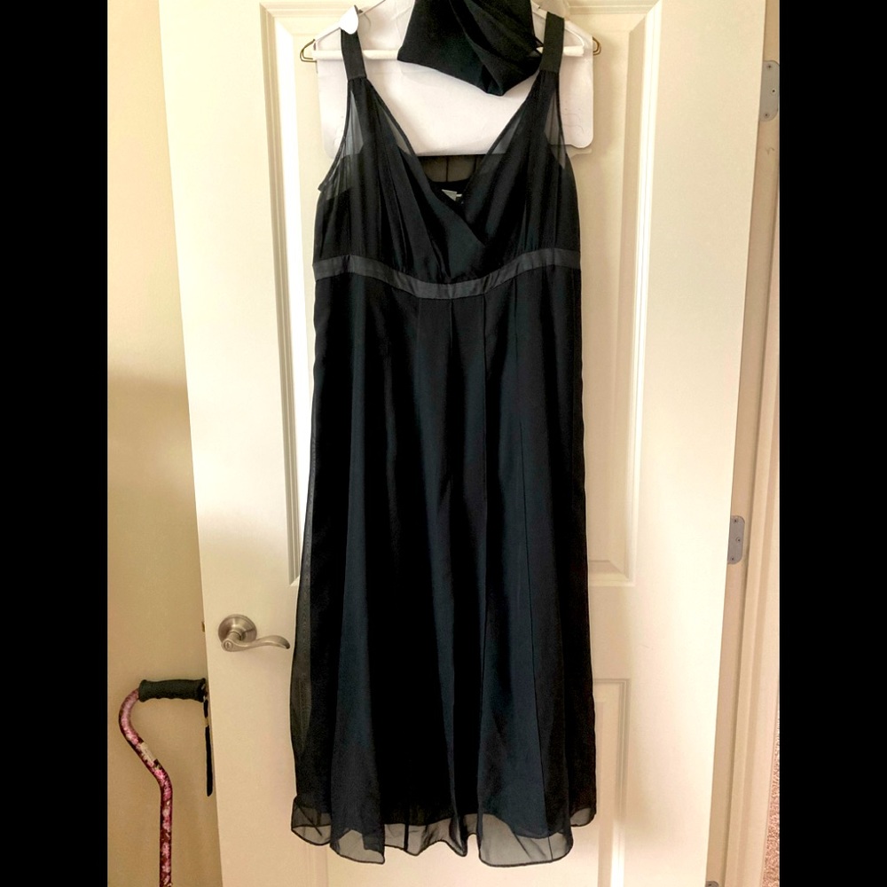 Cocktail dress, tea length.